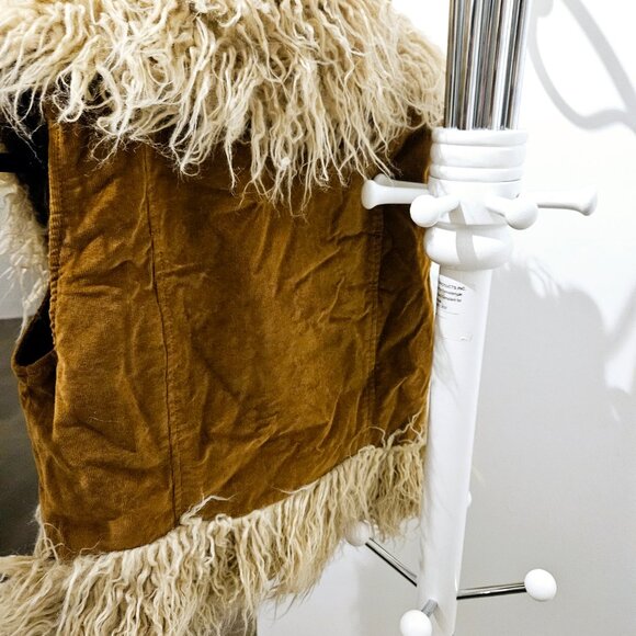 Brown Corduroy Faux Fur Vest - Picture 4 of 7